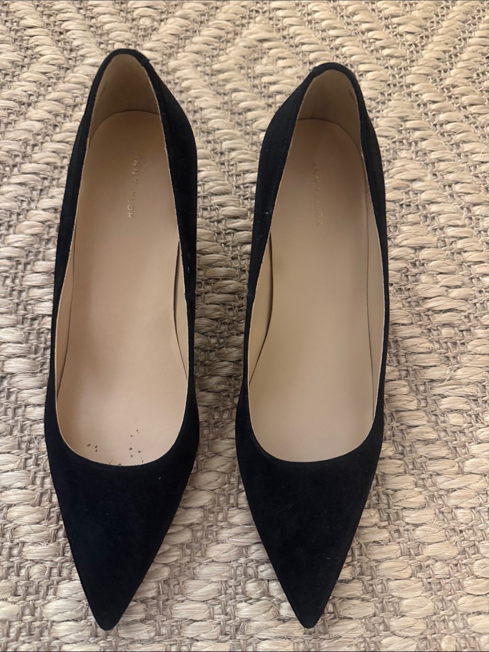 Ann Taylor Black Suede Pointed-Toe Women's Pumps